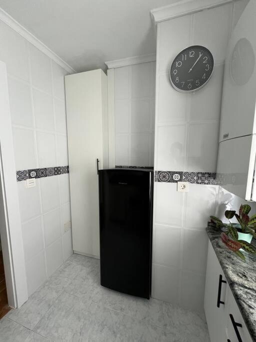Piso Acogedor Cerca Del Centro. Apartment Burgos Bagian luar foto